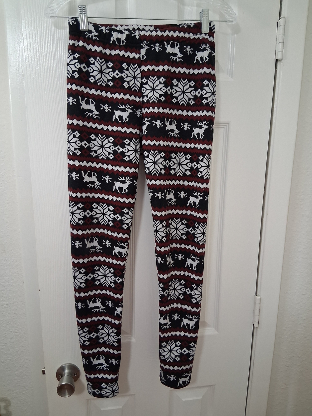 Soft Fair Isle Holiday Sweatpants - Burgundy/Black - S/M - EUC🦌